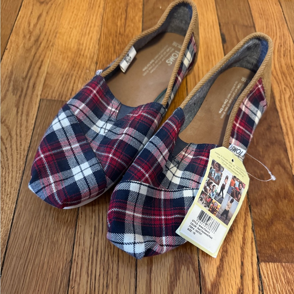 TOMS Plaid Slip-ons size 10
